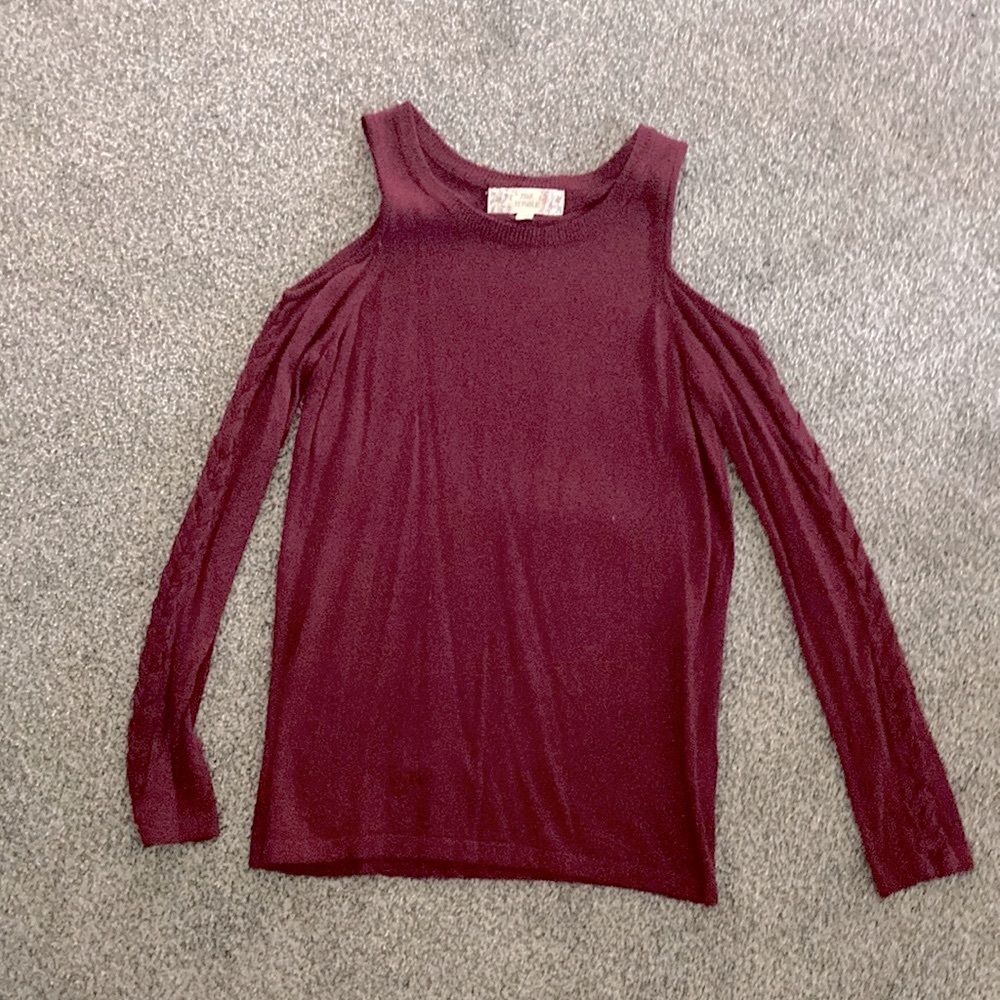 Pink Republic cold shoulder top